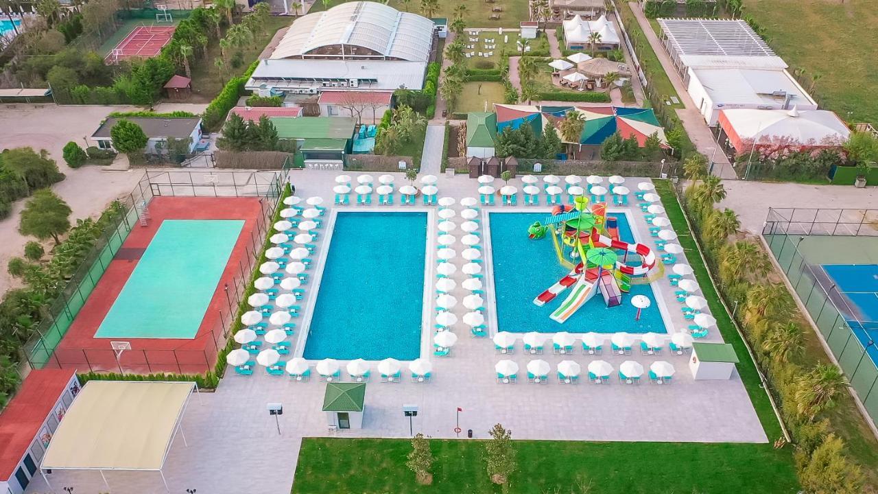 Hotel Wyndham Garden Lara Antalya Exterior foto