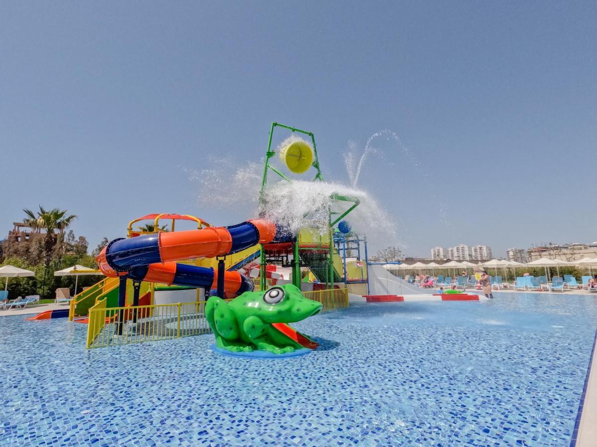 Hotel Wyndham Garden Lara Antalya Exterior foto