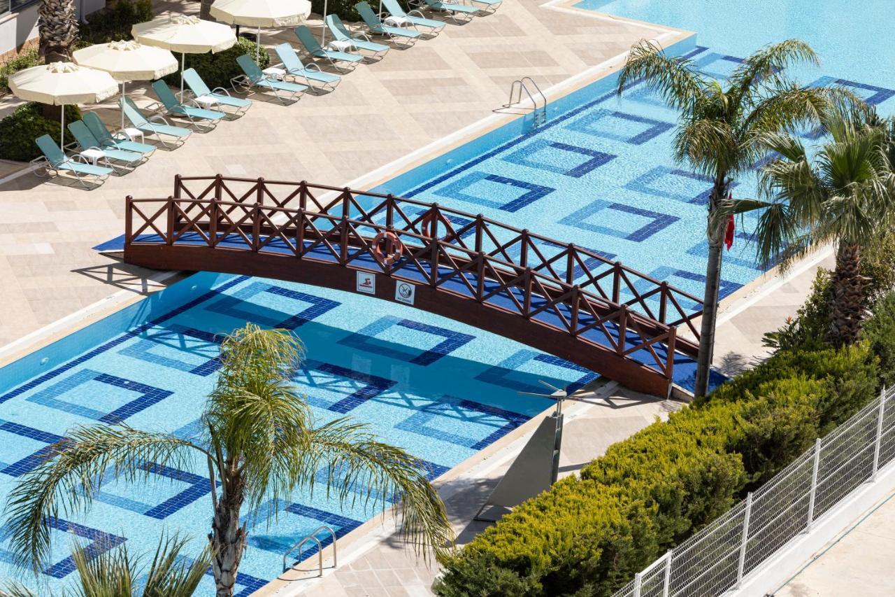 Hotel Wyndham Garden Lara Antalya Exterior foto