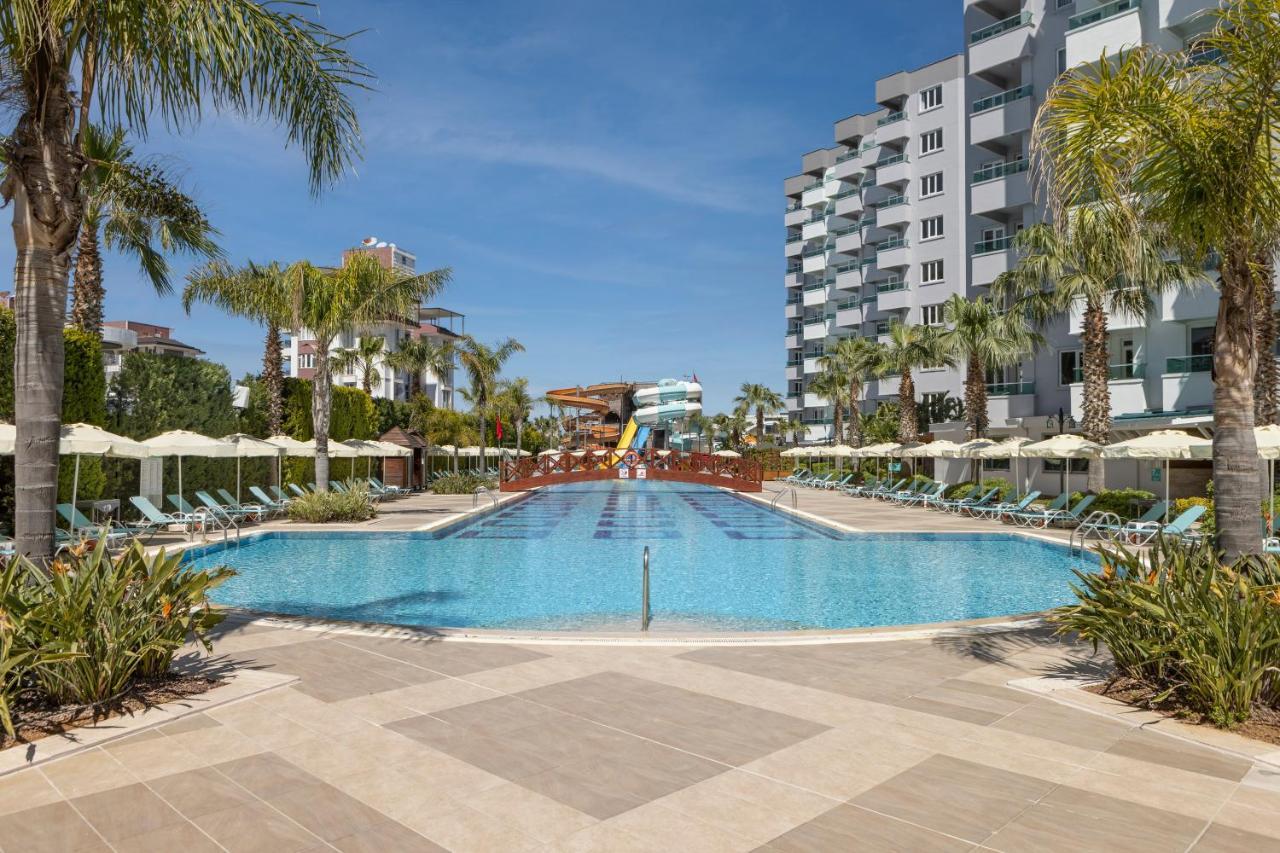 Hotel Wyndham Garden Lara Antalya Exterior foto